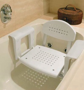 כסא בתליה לתוך אמבט